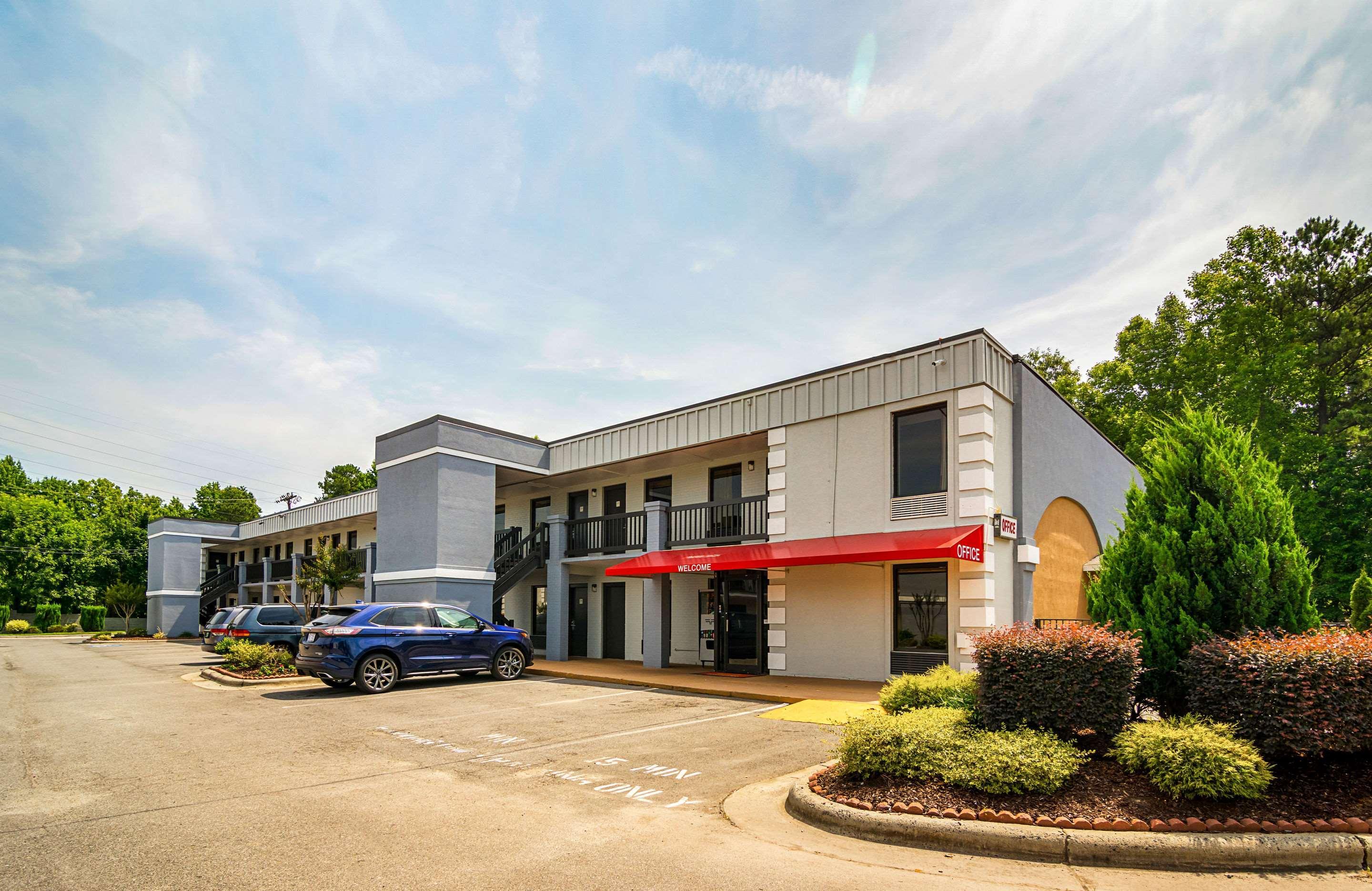 Econo Lodge Research Triangle Park Durham Exterior foto