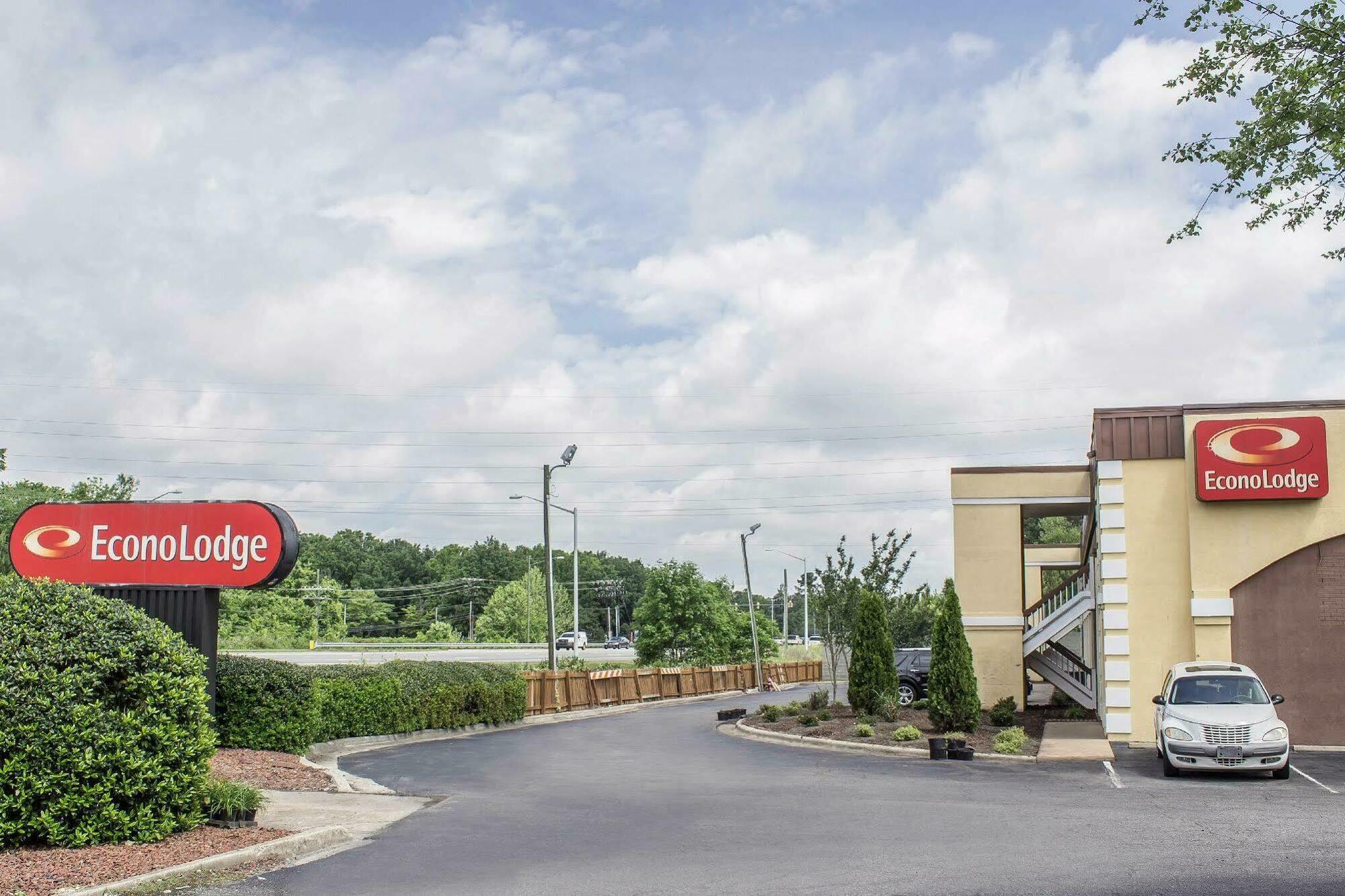 Econo Lodge Research Triangle Park Durham Exterior foto